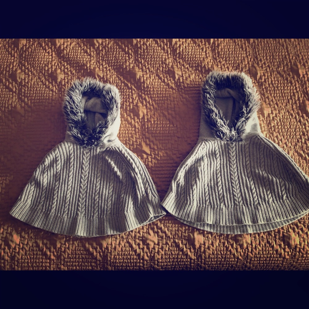 Gray faux fur hooded trim baby Gap ponchos